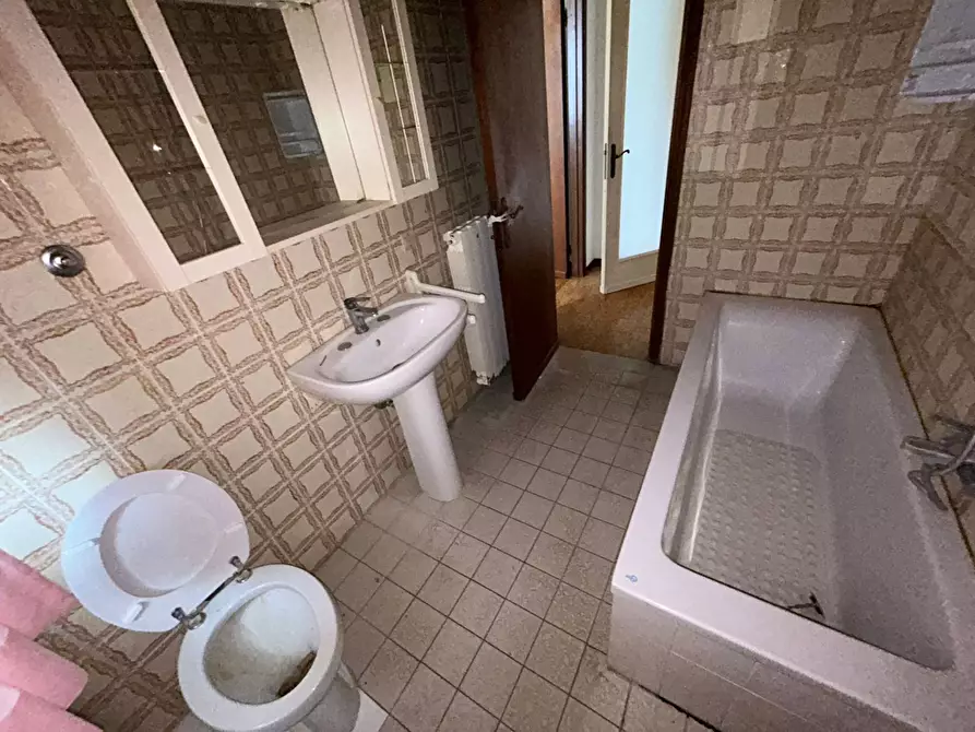 Immagine 9 di Appartamento in vendita  in via michelangelo 50 a Cascina