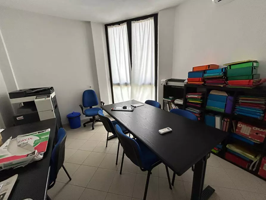 Immagine 5 di Ufficio in affitto  in viale sardegna 1 a Cascina