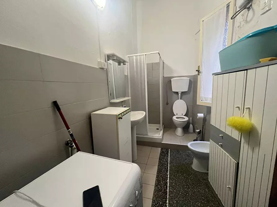 Immagine 10 di Camera in affitto  in Via Santa Maria a Pisa