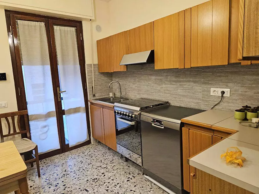 Immagine 10 di Camera in affitto  in via massaccio 50 a Pisa