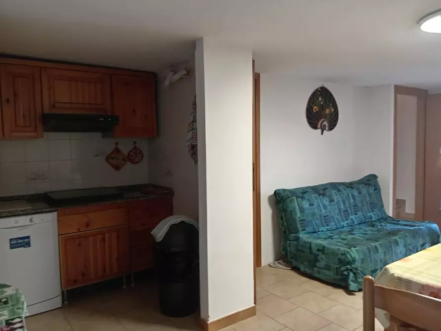 Immagine 5 di Casa indipendente in vendita  in via valle d'aosta 22 a Rosignano Marittimo