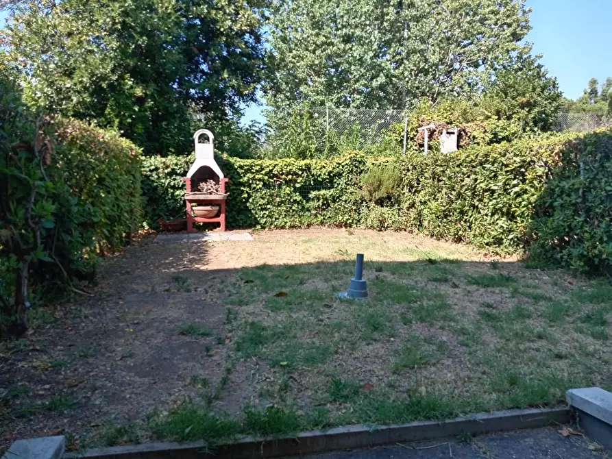 Immagine 1 di Casa indipendente in vendita  in via valle d'aosta 22 a Rosignano Marittimo