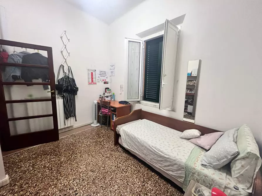Immagine 19 di Camera in affitto  in Piazza Dante Alighieri 1 a Pisa