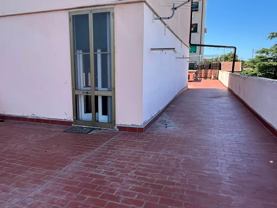 Immagine 14 di Camera in affitto  in Via Di Pratale 1 a Pisa