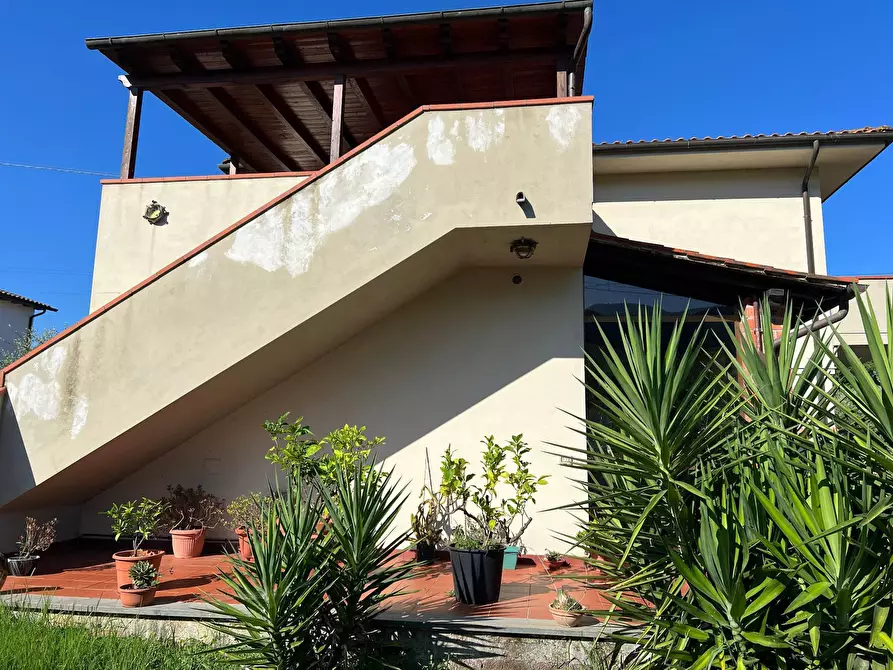 Immagine 3 di Villetta a schiera in vendita  in via cialdini 1 a San Giuliano Terme