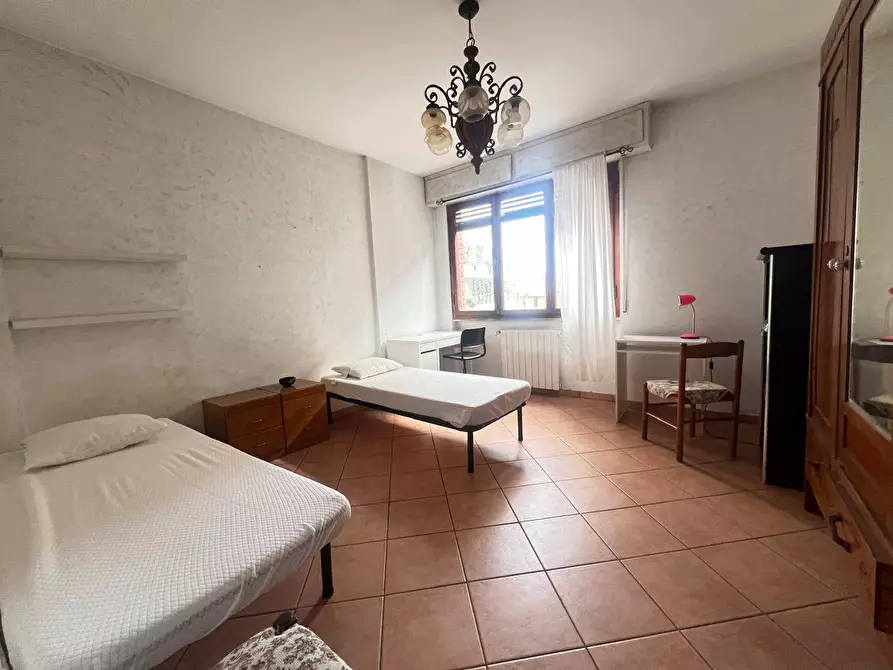 Immagine 4 di Camera in affitto  in Via Angelo Battelli 1 a Pisa