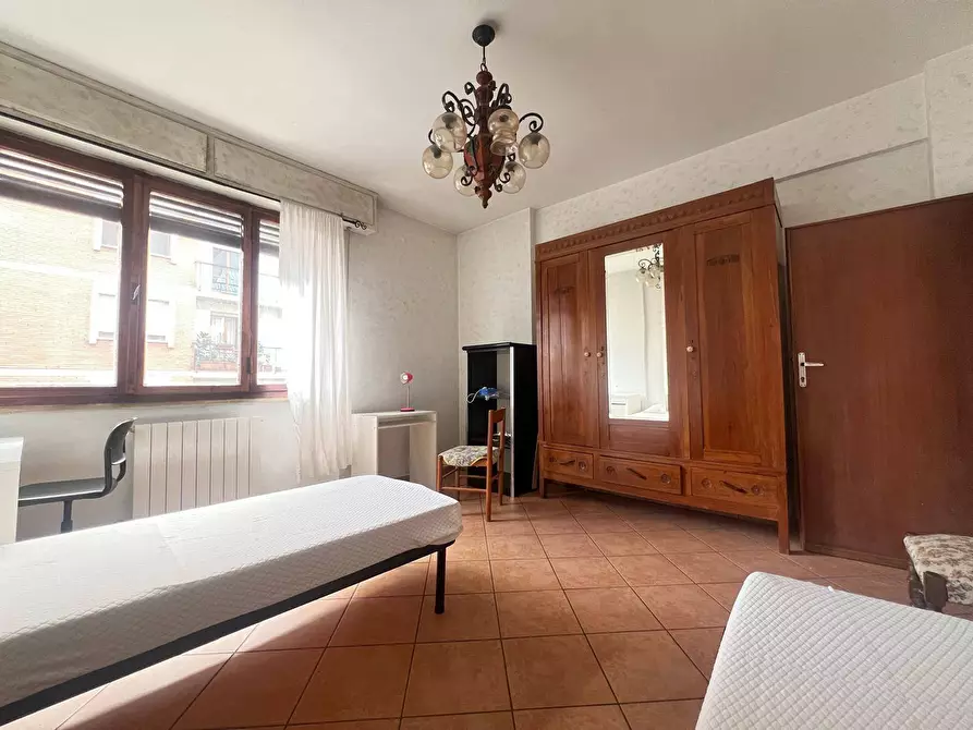 Immagine 1 di Camera in affitto  in Via Angelo Battelli 1 a Pisa