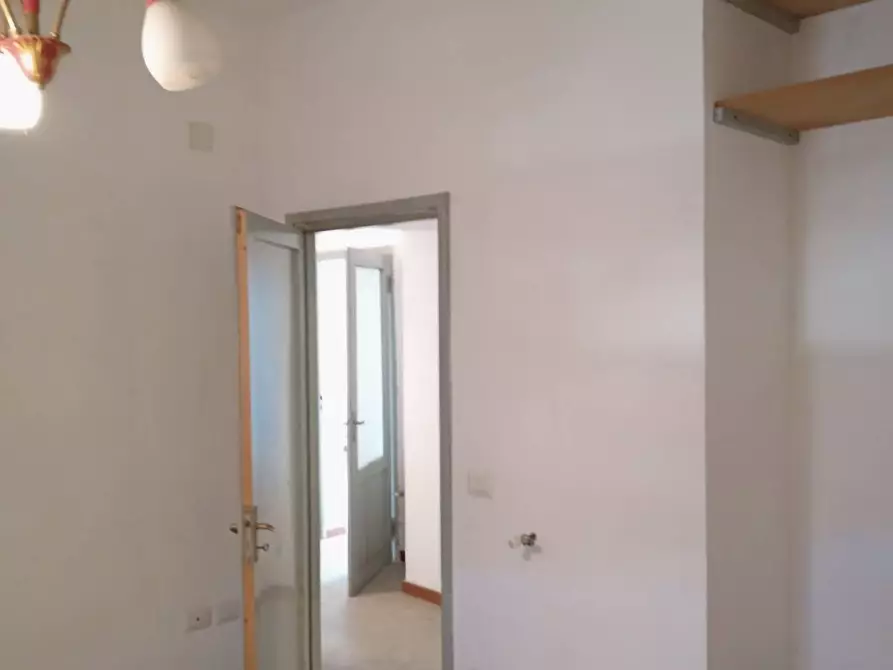 Immagine 4 di Appartamento in vendita  in gramolazzo a Minucciano