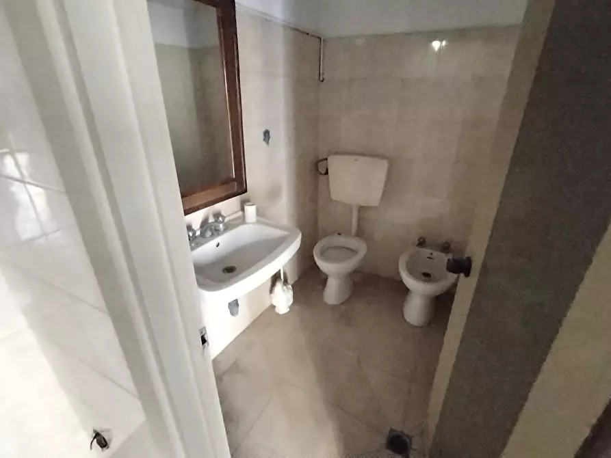 Immagine 5 di Magazzino in vendita  in Via Sant'antonio 40 a Pisa