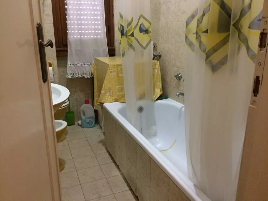 Immagine 8 di Casa indipendente in vendita  in via giovanni XXIII 5 a Viareggio