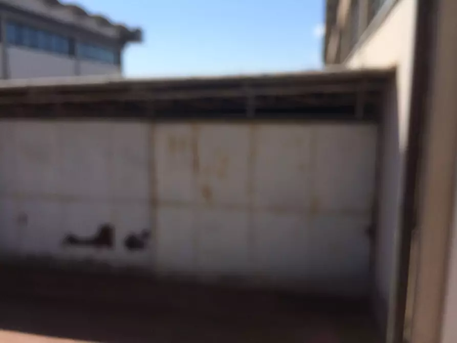 Immagine 4 di Attività commerciale in vendita  in Via Romana 1000 a Lucca