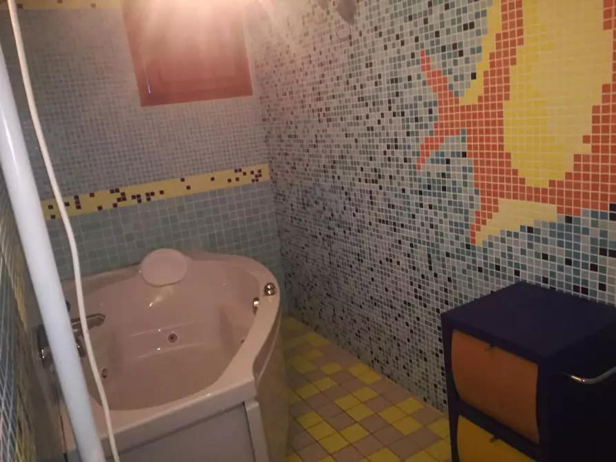 Immagine 8 di Appartamento in vendita  in via assunzione 3 a Capraia Isola