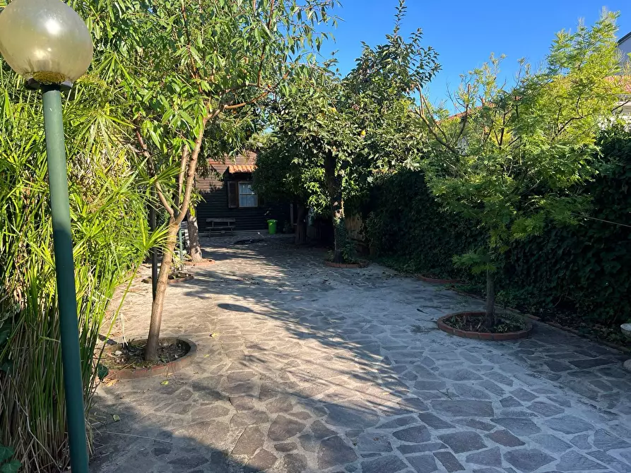 Immagine 1 di Casa indipendente in affitto  in Via Aurelia Sud 1 a Pisa