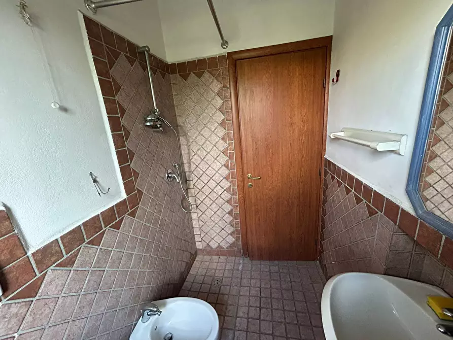 Immagine 10 di Casa indipendente in affitto  in via di borgo 24 a Cascina