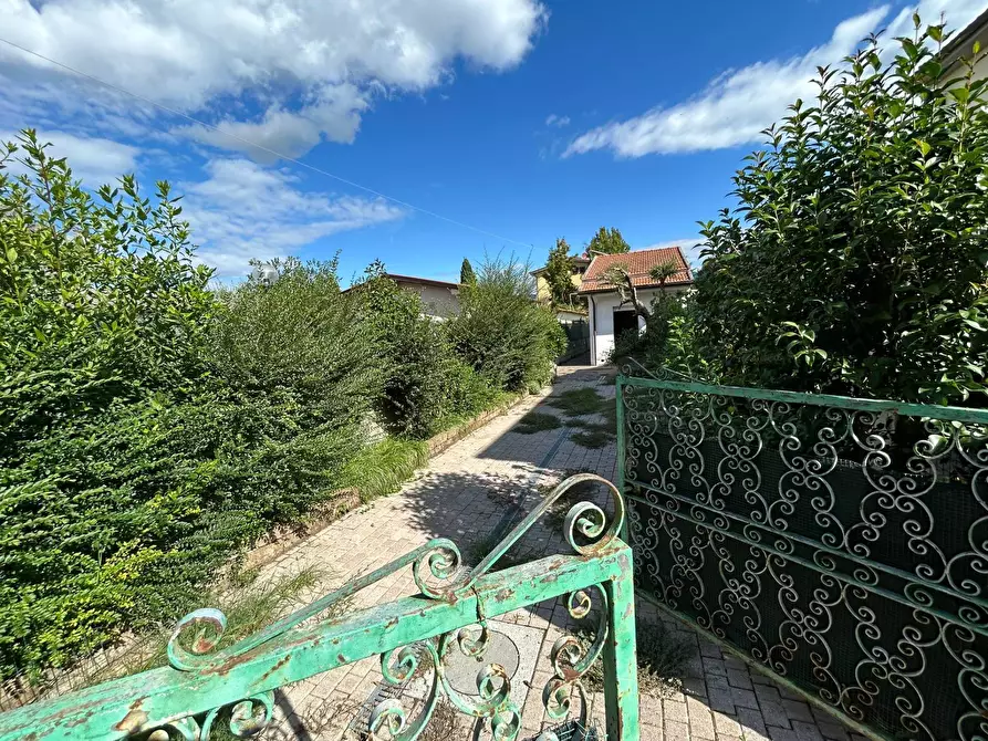 Immagine 1 di Casa indipendente in affitto  in via di borgo 24 a Cascina