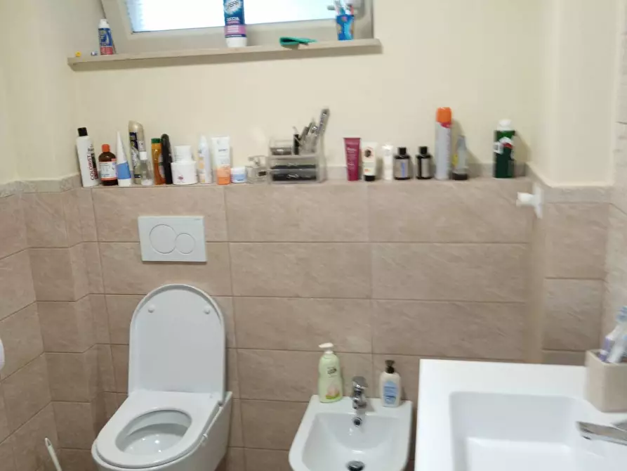 Immagine 5 di Villetta a schiera in vendita  in barga a Barga