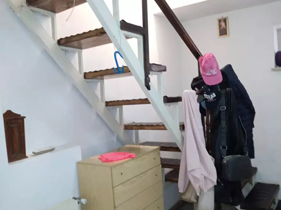 Immagine 9 di Villetta a schiera in vendita  in barga a Barga