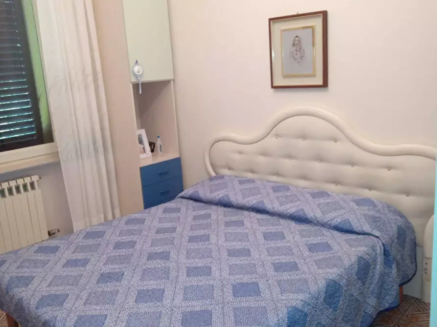 Immagine 12 di Villetta a schiera in vendita  in barga a Barga