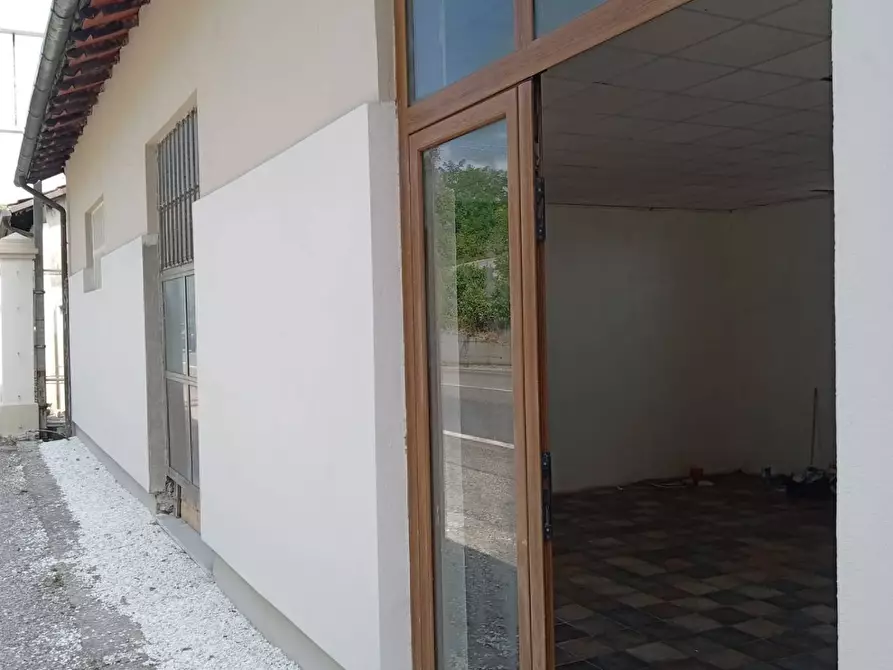 Immagine 9 di Attività commerciale in affitto  in gallicano a Gallicano