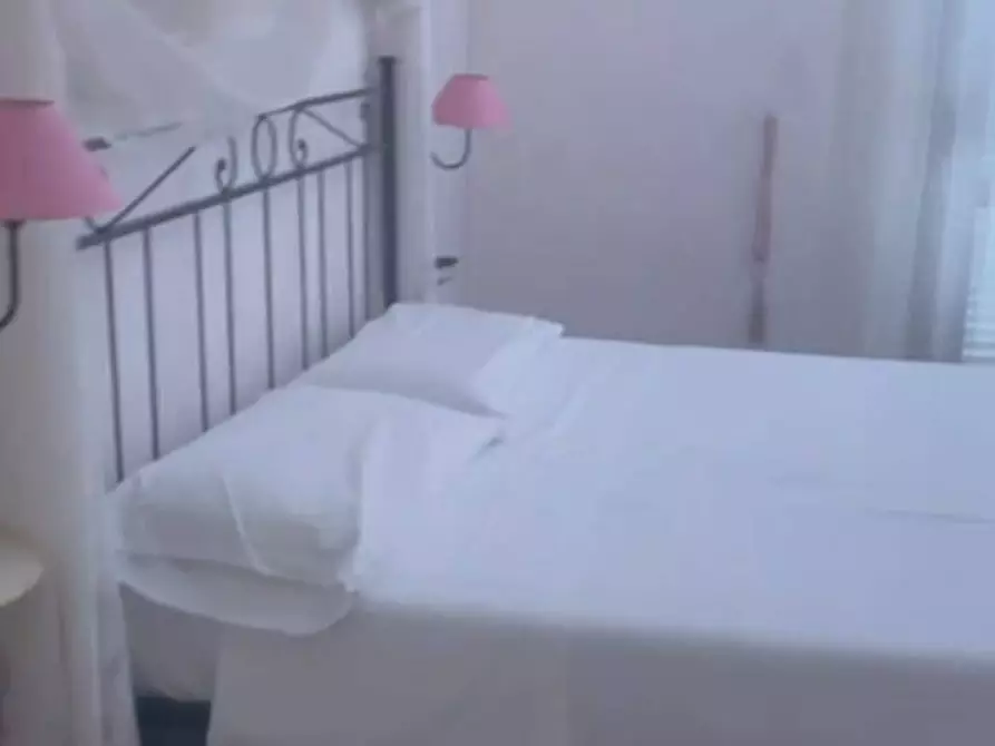 Immagine 1 di Camera in affitto  in via emilia 267 a Pisa