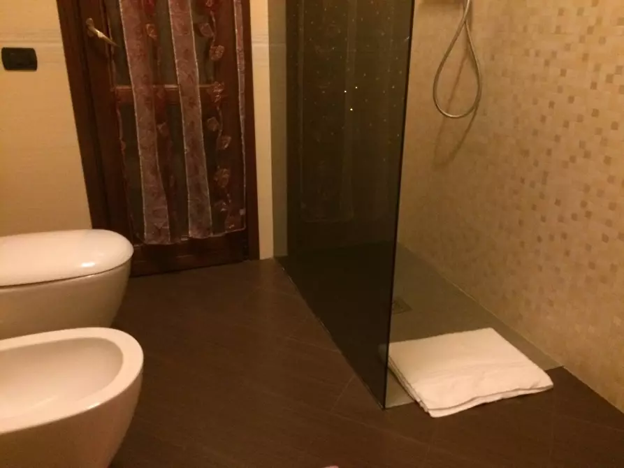 Immagine 6 di Camera in affitto  in via emilia 267 a Pisa