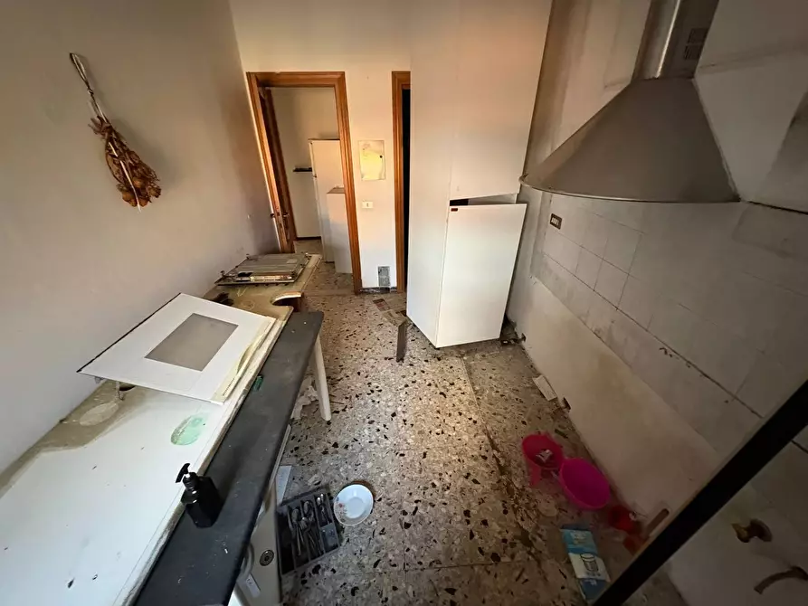 Immagine 9 di Appartamento in vendita  in Via Giuseppe Montanelli 1 a Pisa