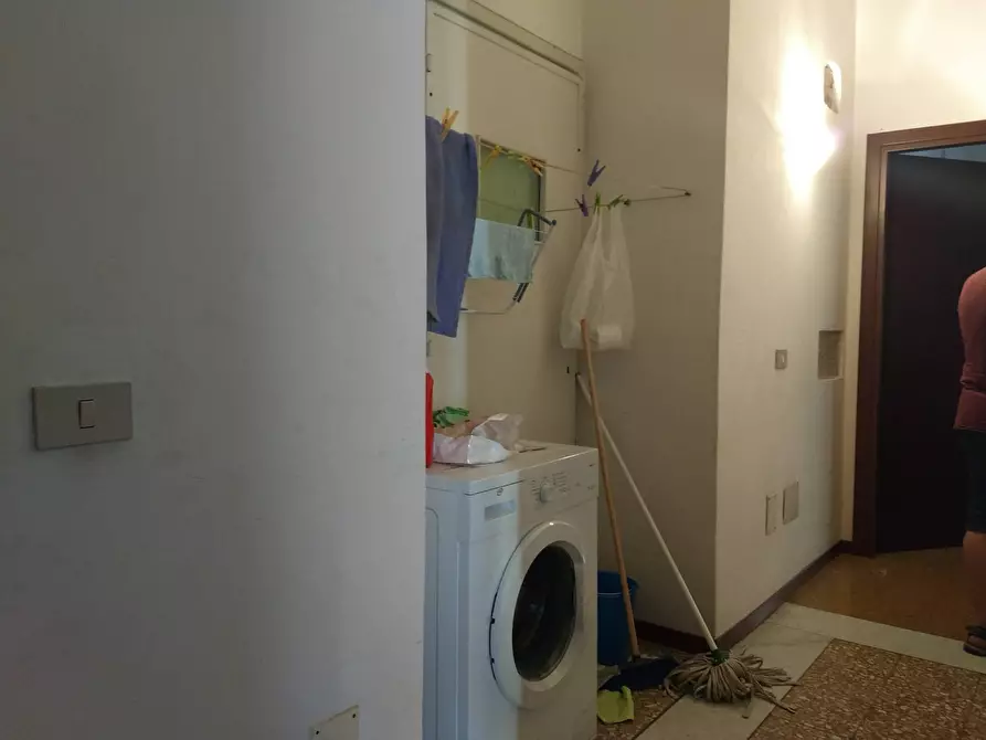 Immagine 4 di Camera in affitto  in Via Borgo Stretto 1 a Pisa