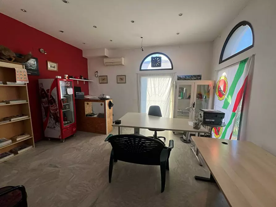 Immagine 2 di Attività commerciale in affitto  in strada provinciale vicarese 1 a Vicopisano