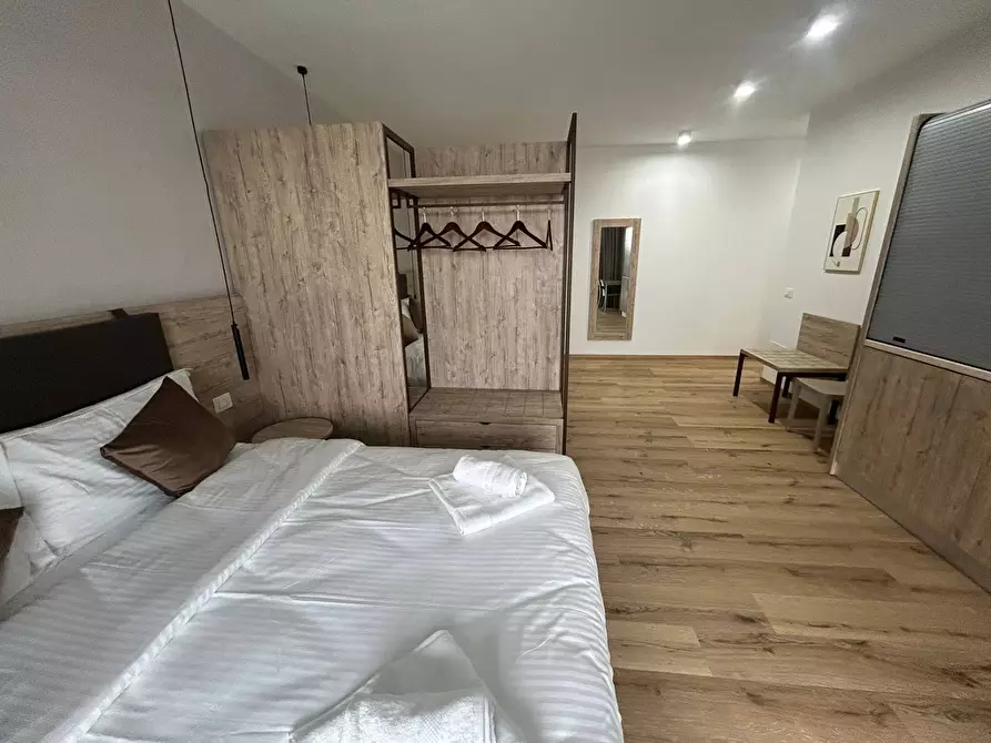 Immagine 25 di Appartamento in affitto  in via tosco romagnola 2200 a Cascina