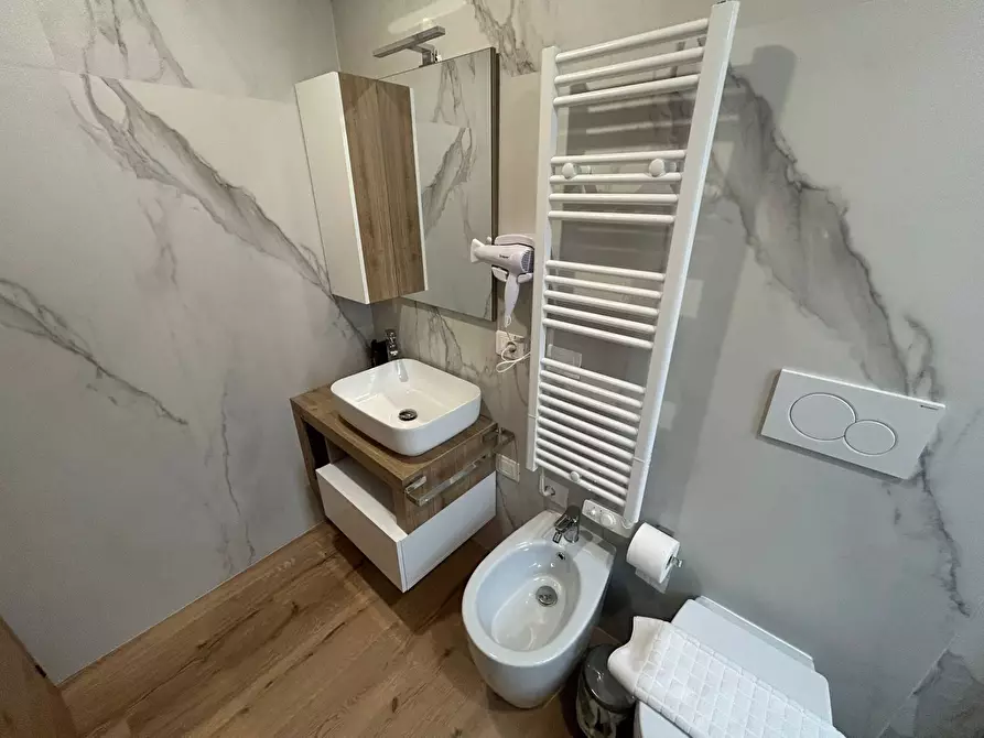 Immagine 40 di Appartamento in affitto  in via tosco romagnola 2200 a Cascina