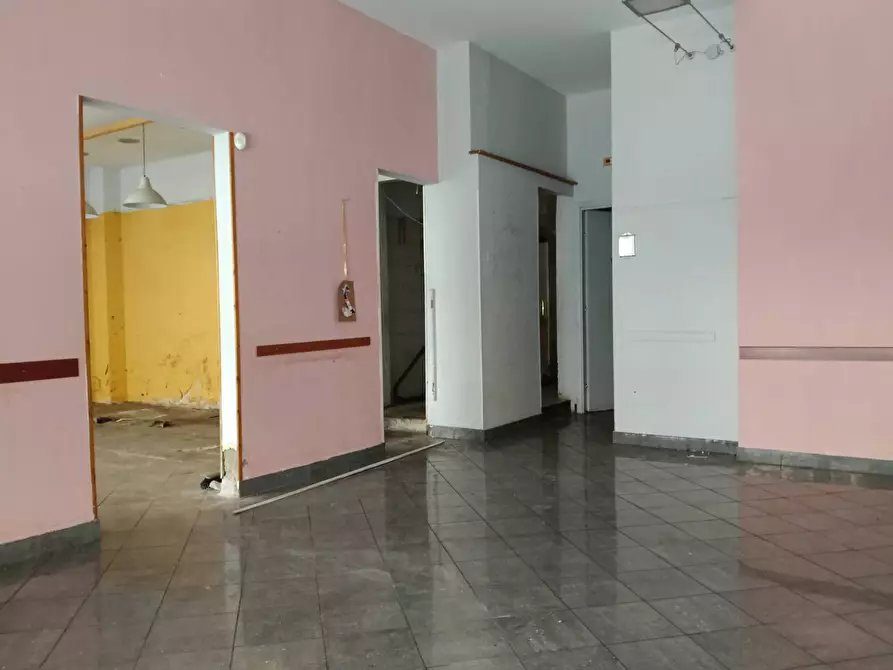 Immagine 1 di Attività commerciale in affitto  in Piazza Grande 10 a Livorno