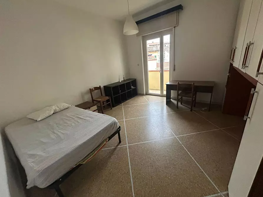 Immagine 1 di Camera in affitto  in via cattaneo 59 a Pisa