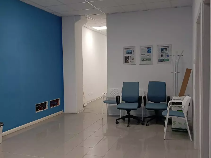 Immagine 4 di Ufficio in affitto  in via meucci 33 a Pisa