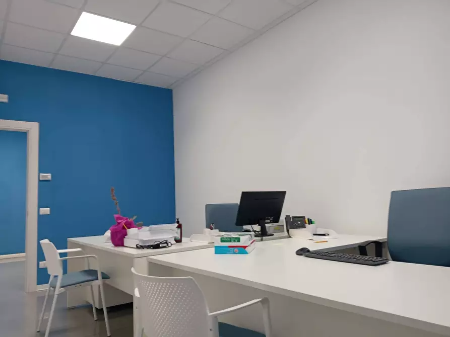 Immagine 6 di Ufficio in affitto  in via meucci 33 a Pisa