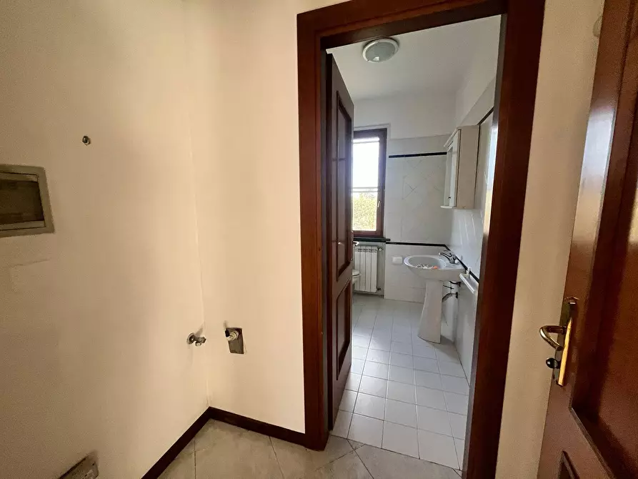 Immagine 10 di Casa indipendente in affitto  in Via Francesco Gioli pontasserchio - a San Giuliano Terme