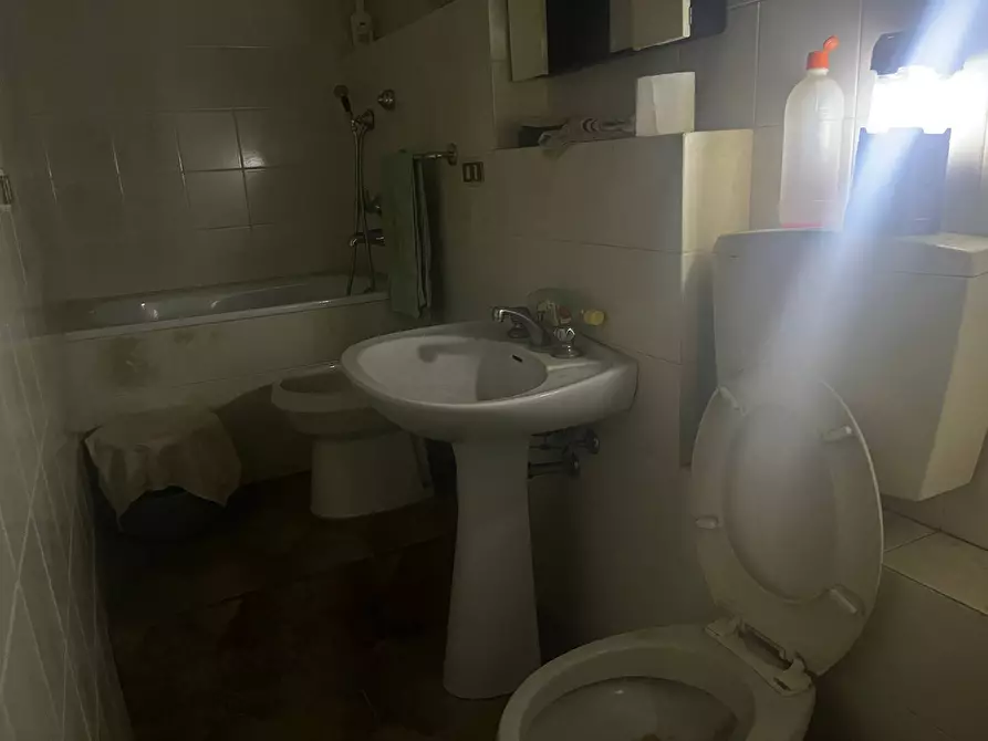 Immagine 7 di Appartamento in vendita  in viale mario tobino 18 a Viareggio