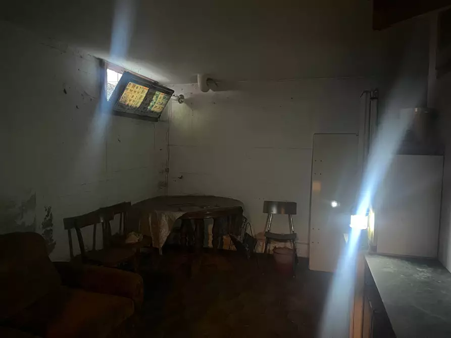 Immagine 11 di Appartamento in vendita  in viale mario tobino 18 a Viareggio