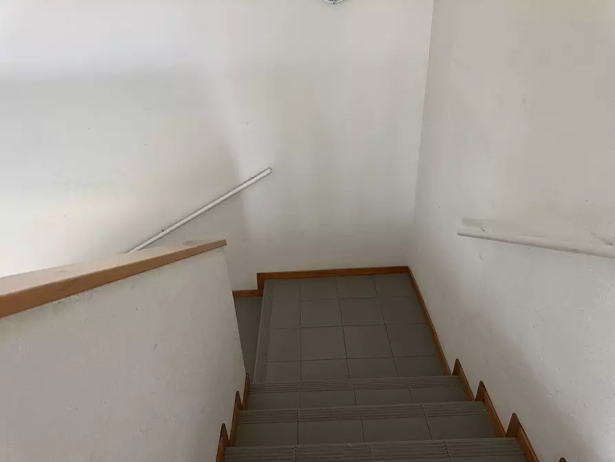 Immagine 10 di Ufficio in affitto  in SAN MARCO a Lucca