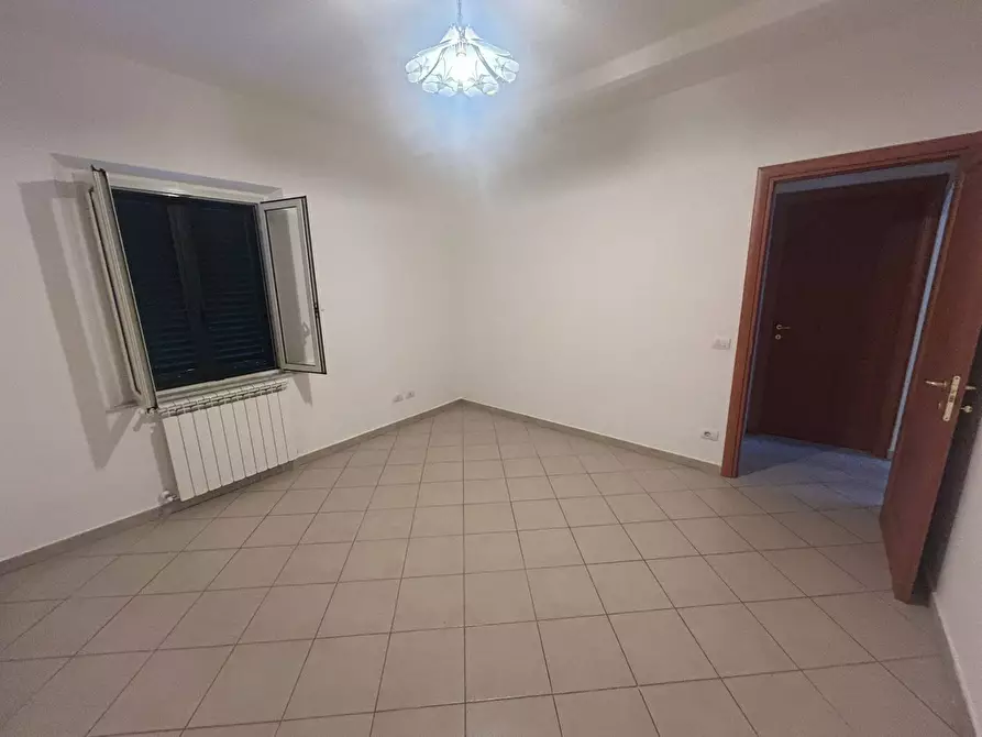 Immagine 6 di Appartamento in vendita  in via roma 20 a Calci