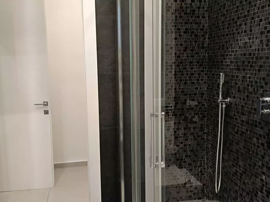 Immagine 14 di Appartamento in affitto  in Via Ebrei Vittime Del Nazismo 10 a Livorno