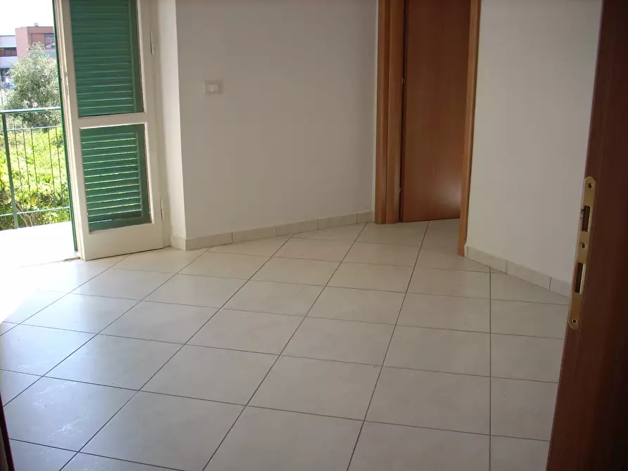 Immagine 5 di Casa indipendente in affitto  in via caduti lyra 6 a Cascina