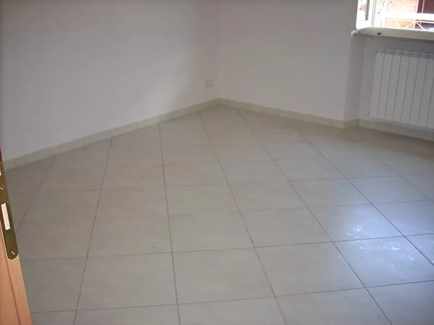 Immagine 7 di Casa indipendente in affitto  in via caduti lyra 6 a Cascina