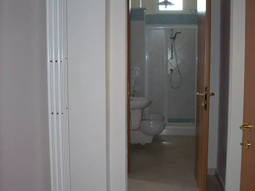 Immagine 9 di Casa indipendente in affitto  in via caduti lyra 6 a Cascina