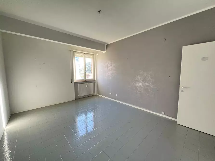 Immagine 9 di Appartamento in vendita  in Via Della Bastia 1 a Livorno