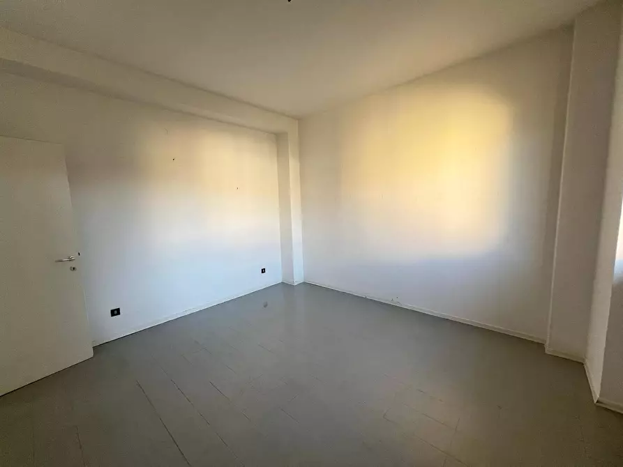 Immagine 20 di Appartamento in vendita  in Via Della Bastia 1 a Livorno