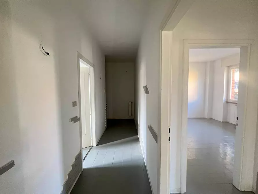 Immagine 13 di Appartamento in vendita  in Via Della Bastia 1 a Livorno