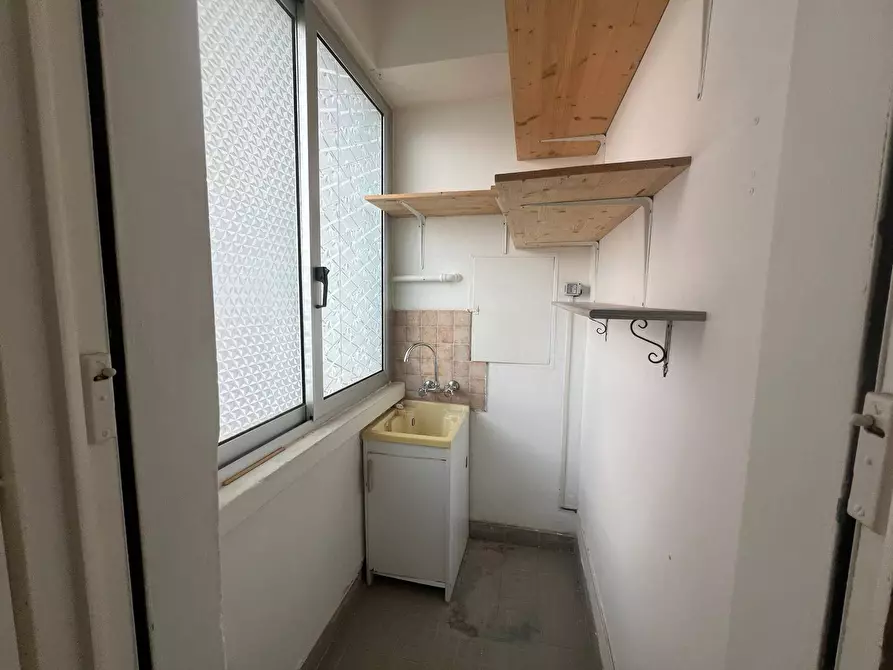 Immagine 4 di Appartamento in vendita  in Via Della Bastia 1 a Livorno