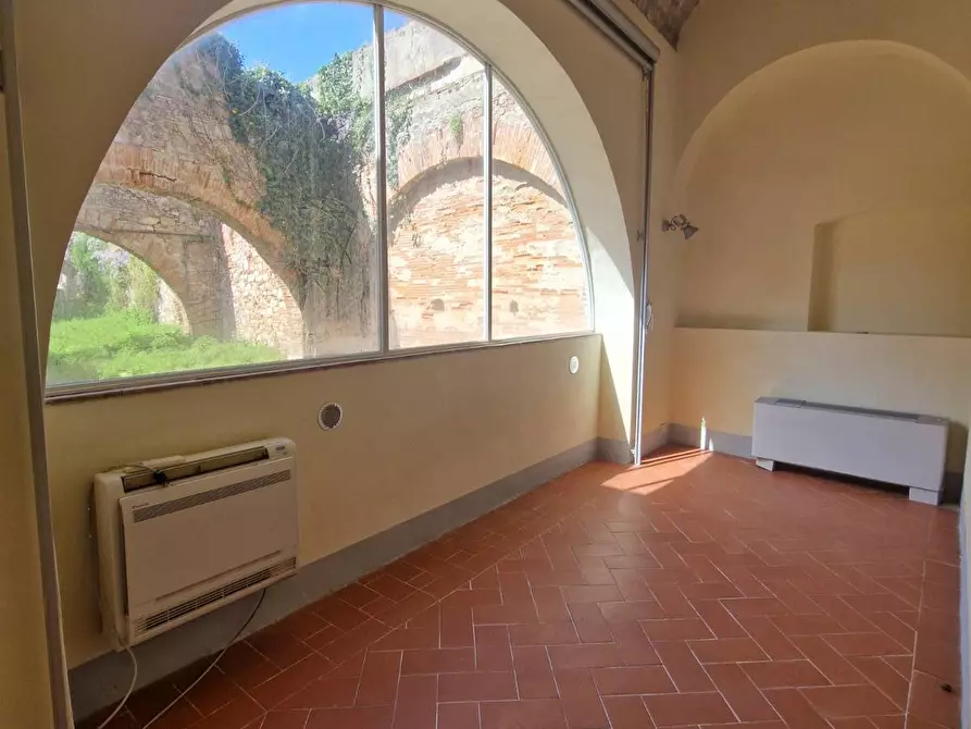 Immagine 1 di Ufficio in affitto  in Via Santa Maria 1 a Pisa