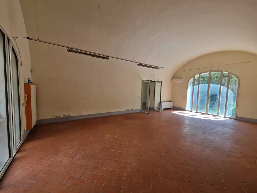 Immagine 10 di Ufficio in affitto  in Via Santa Maria 1 a Pisa