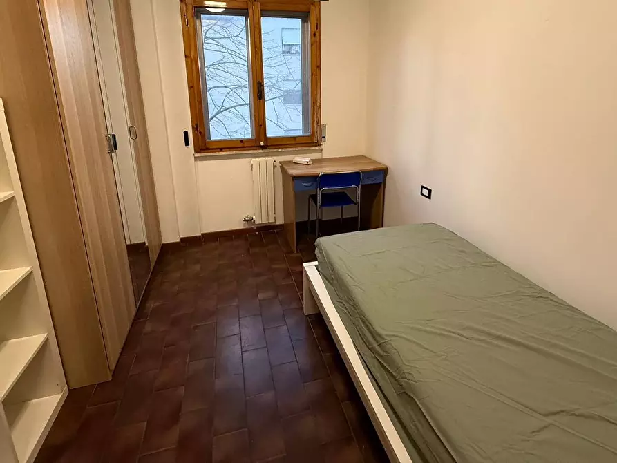 Immagine 18 di Camera in affitto  in Via Calabria 1 a Pisa